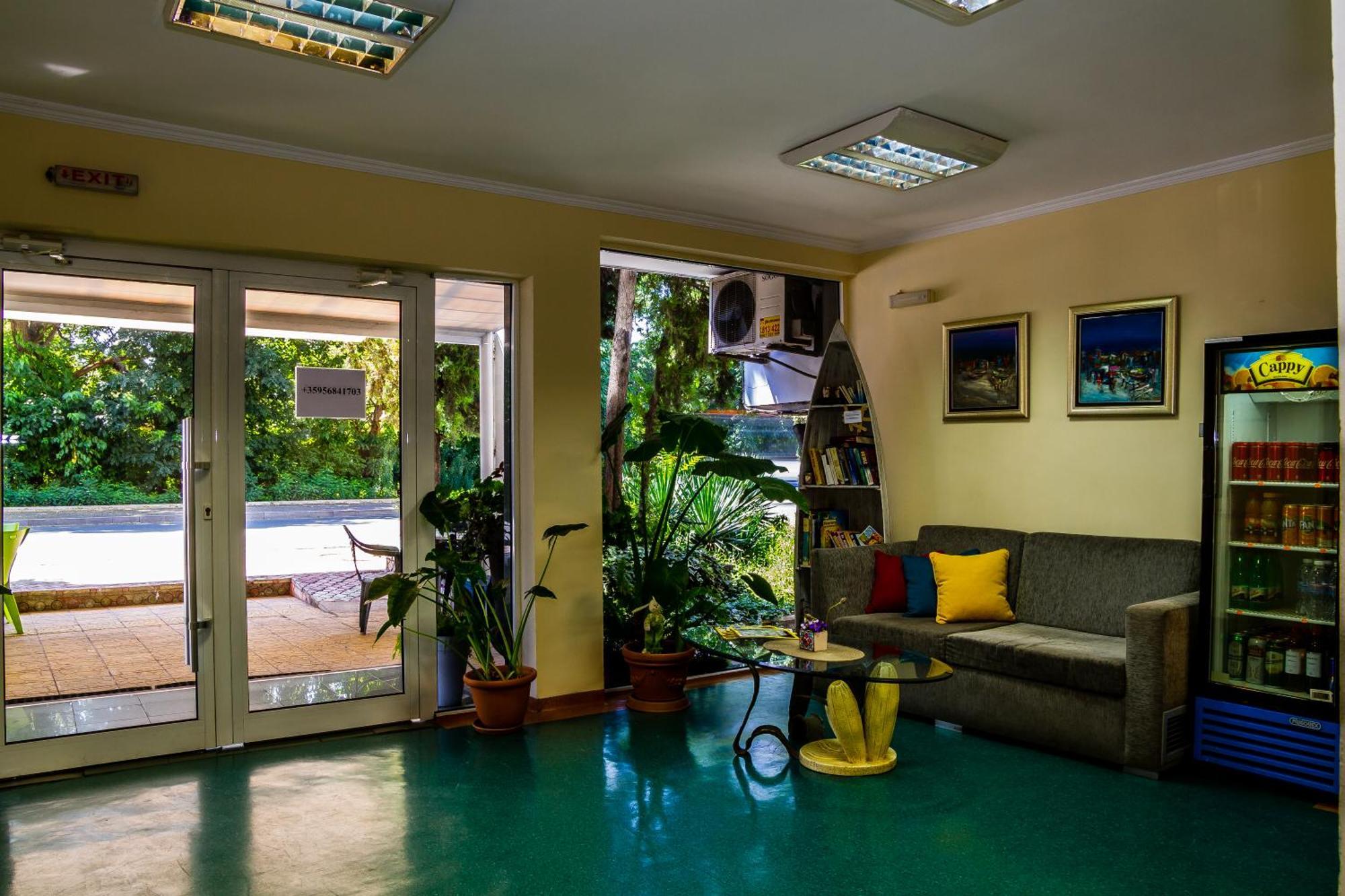 Sezoni South Burgas Hotel Buitenkant foto