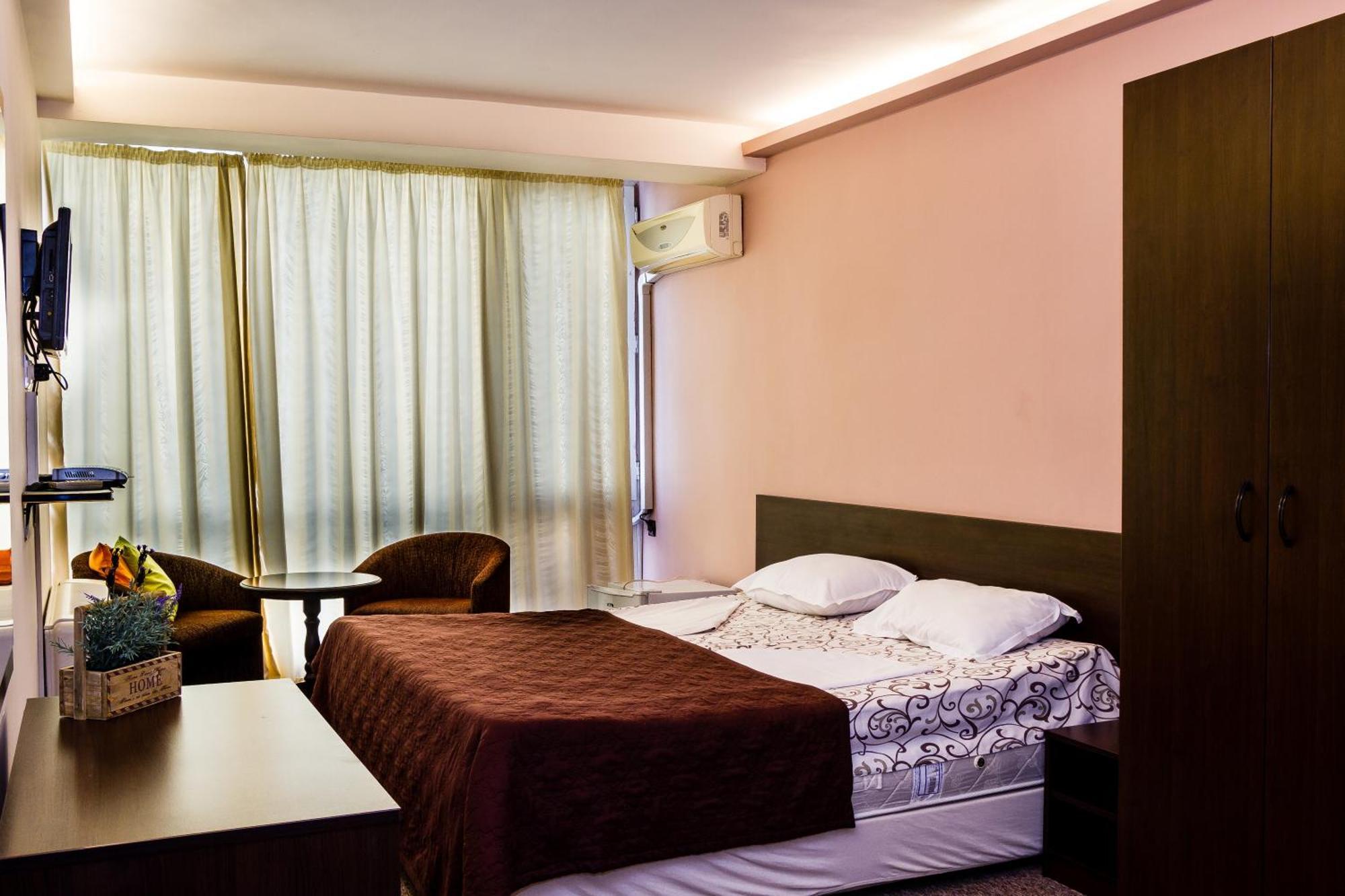 Sezoni South Burgas Hotel Buitenkant foto